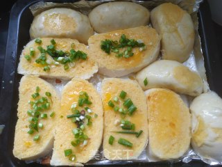 香葱芝士馒头片的做法步骤：5