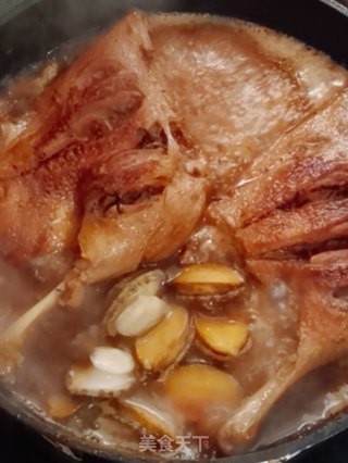 鲍鱼焖鸭腿的做法步骤：10