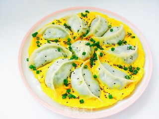 鸡蛋抱饺的做法步骤：1