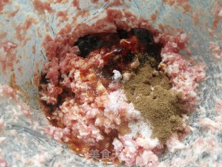 香菇白菜猪肉饺的做法步骤：6