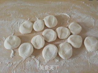 香菇白菜猪肉饺的做法步骤：16