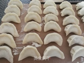 香菇白菜猪肉饺的做法步骤：20