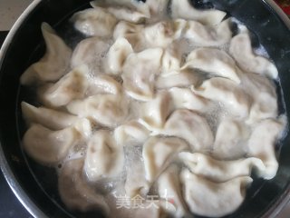 香菇白菜猪肉饺的做法步骤：22