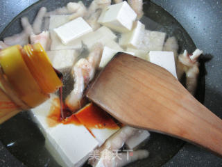 鸡爪烧香锅豆腐的做法步骤：6