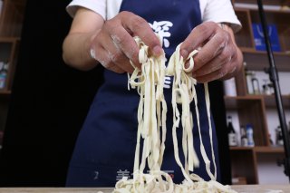 豆角焖面的做法步骤：1