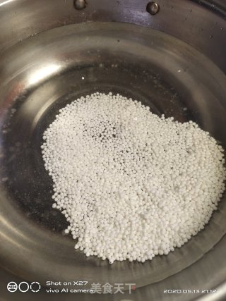 牛奶西米露的做法步骤：3