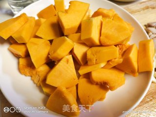 剁椒焖南瓜的做法步骤：3