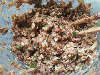 香菇白菜猪肉包的做法步骤：1