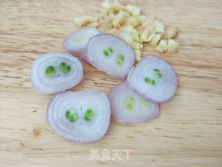 芹菜炒肉的做法步骤：4