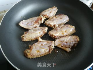 蒜香蜜汁煎中翅的做法步骤：5