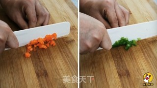 小鹿优鲜-鹅肝蔬菜烩饭的做法步骤：2