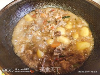 剁椒土豆焖牛腩的做法步骤：8
