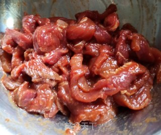 豇豆炒肉的做法步骤：3