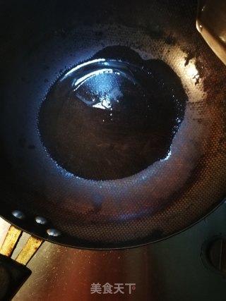 酱油炒宽粉的做法步骤：2