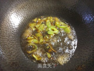 尖椒面藕的做法步骤：5