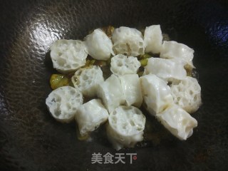 尖椒面藕的做法步骤：6