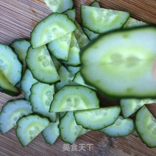 黄瓜花儿朵朵开的做法步骤：4