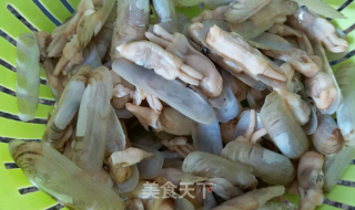 炒圣子的做法步骤：2