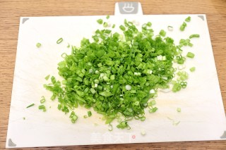 葱花饼的做法步骤：5