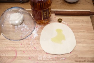 葱花饼的做法步骤：7