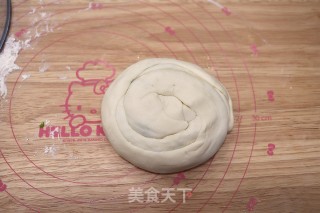 葱花饼的做法步骤：9