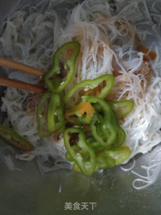 酸辣粉丝的做法步骤：4
