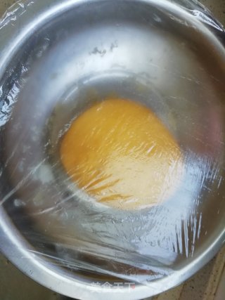 南瓜发饼的做法步骤：2