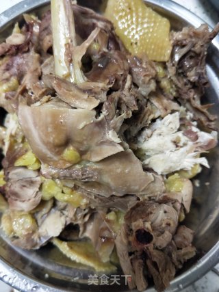 香焖土公鸡的做法步骤：1