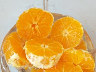 冰镇橘子汁的做法步骤：4