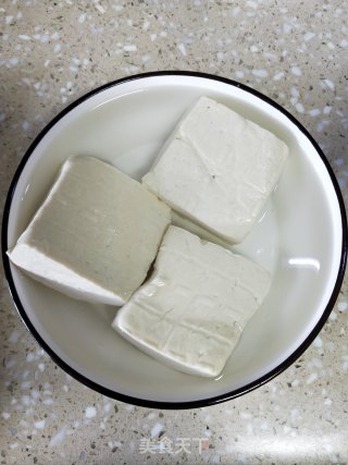 拌煎豆腐的做法步骤：1