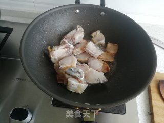 五花肉烧咸鱼的做法步骤：3