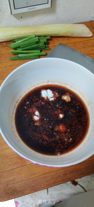 葱油拌面的做法步骤：2