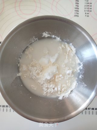 圆白菜培根煎饼配黑胡椒煎蛋的做法步骤：3
