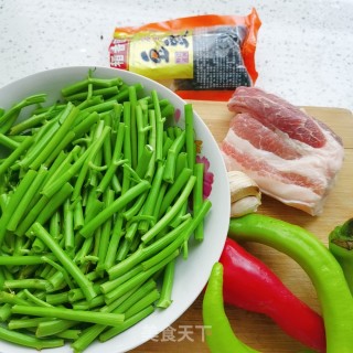 肉炒空心菜梗的做法步骤：1