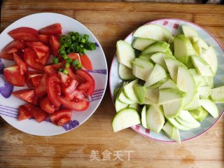 番茄西葫芦的做法步骤：2