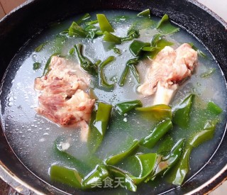 海带豆腐筒骨汤#肉类#的做法步骤：7