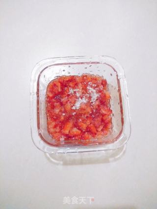 草莓生牛乳的做法步骤：1