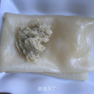 凉拌菠菜擀面皮的做法步骤：1