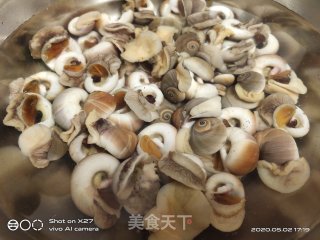 水煮花螺的做法步骤：1