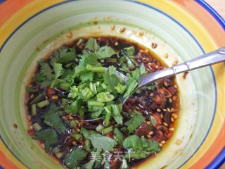蒜香浇汁青菜的做法步骤：6