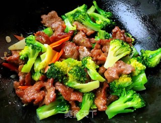 西兰花炒牛肉的做法步骤：10