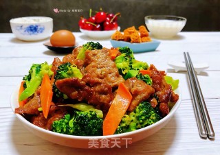 西兰花炒牛肉的做法步骤：15