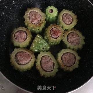 酿苦瓜豆腐煲的做法步骤：8