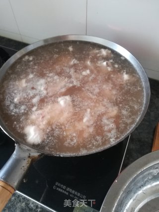 酱羊蝎子的做法步骤：1
