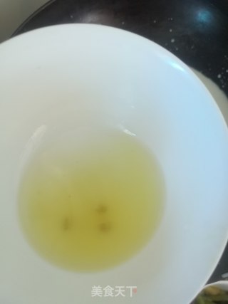 DIY淡奶油的做法步骤：2