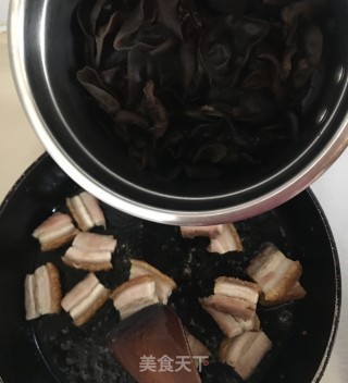 小炒烧肉的做法步骤：8