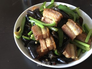 小炒烧肉的做法步骤：10