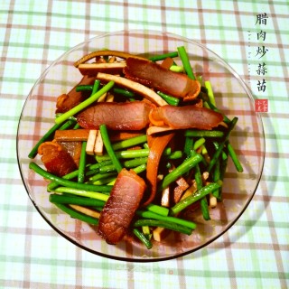 腊肉炒蒜苗的做法步骤：8