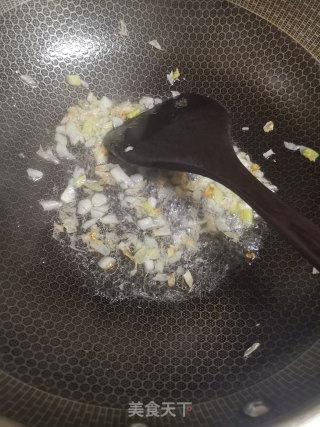 香菇炒青菜的做法步骤：4