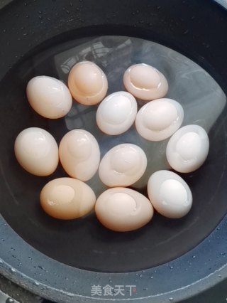 卤鸡蛋的做法步骤：1